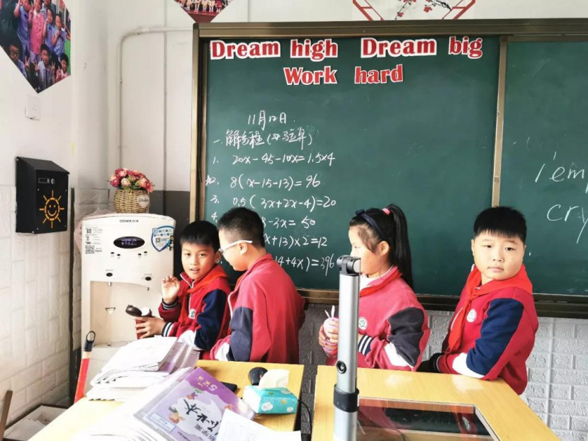 彩神8888直饮净水器